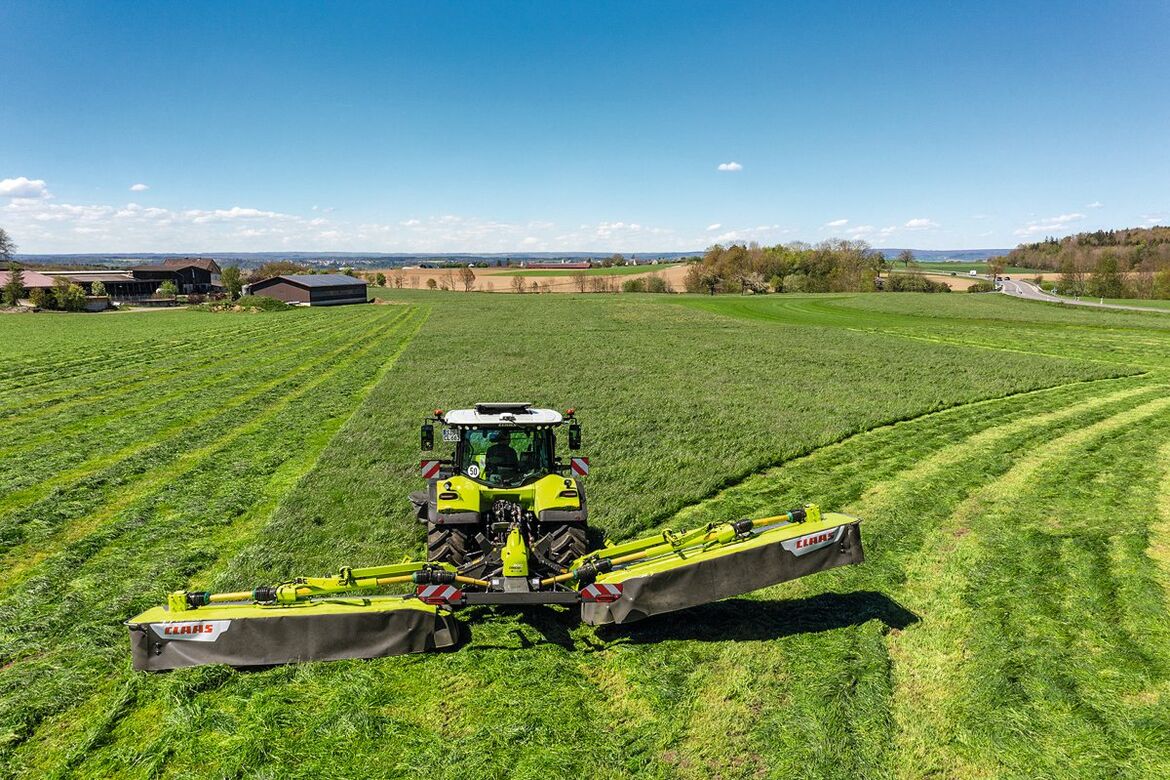 Claas Mähwerke im Einsatz 