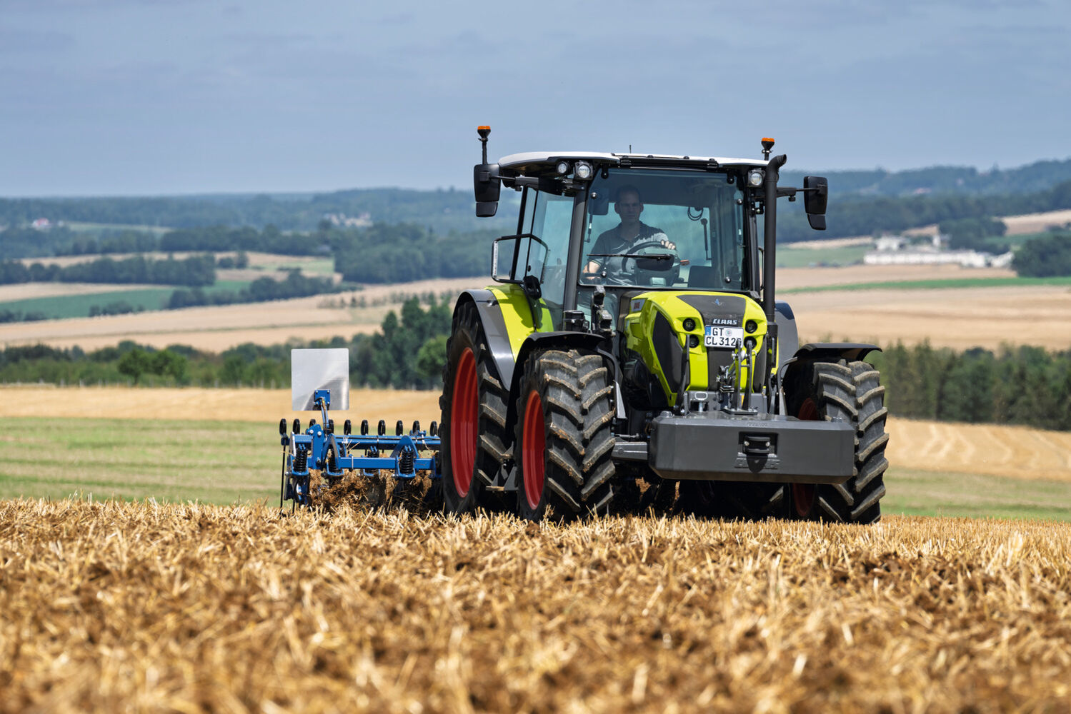 Claas Axos